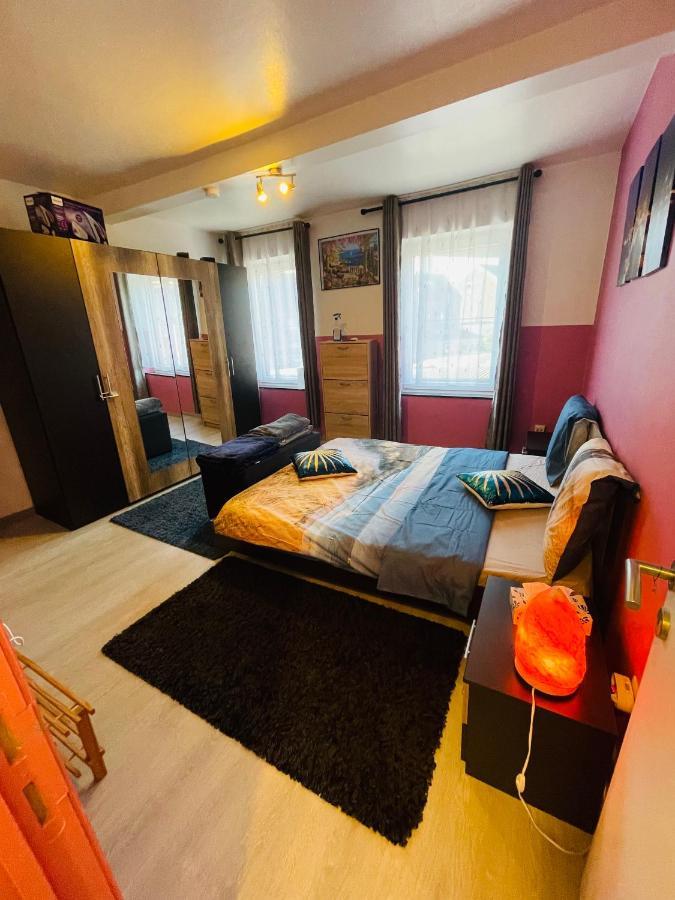 Bien-Etre-Au-Calme Et Parking Gratuit Villa Серен Екстериор снимка
